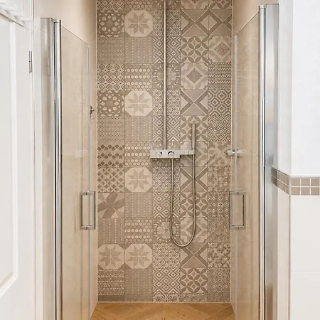 Alb-welle I Design-apartment Mit Privater Sauna & Badkap-naehe *